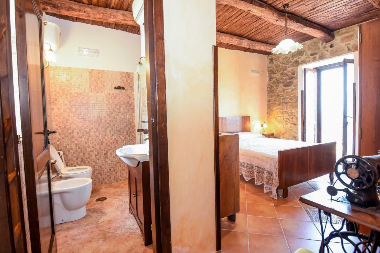 Casale San Martino Acomodação com café da manhã Laureana Cilento Exterior foto